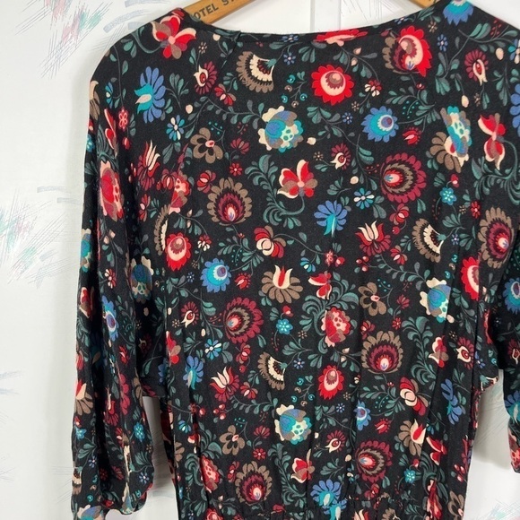 FOREVER 21 Contemporary Black Floral Print Mini Dress - Picture 9 of 12